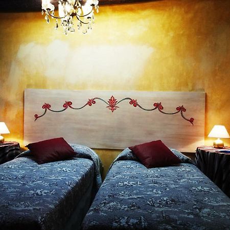 Apartamento Sotto I Tetti Del Borgo Spoleto Exterior foto